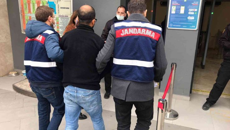 İzmir’de jandarmadan firari operasyonu: 10 firari zanlı yakalandı